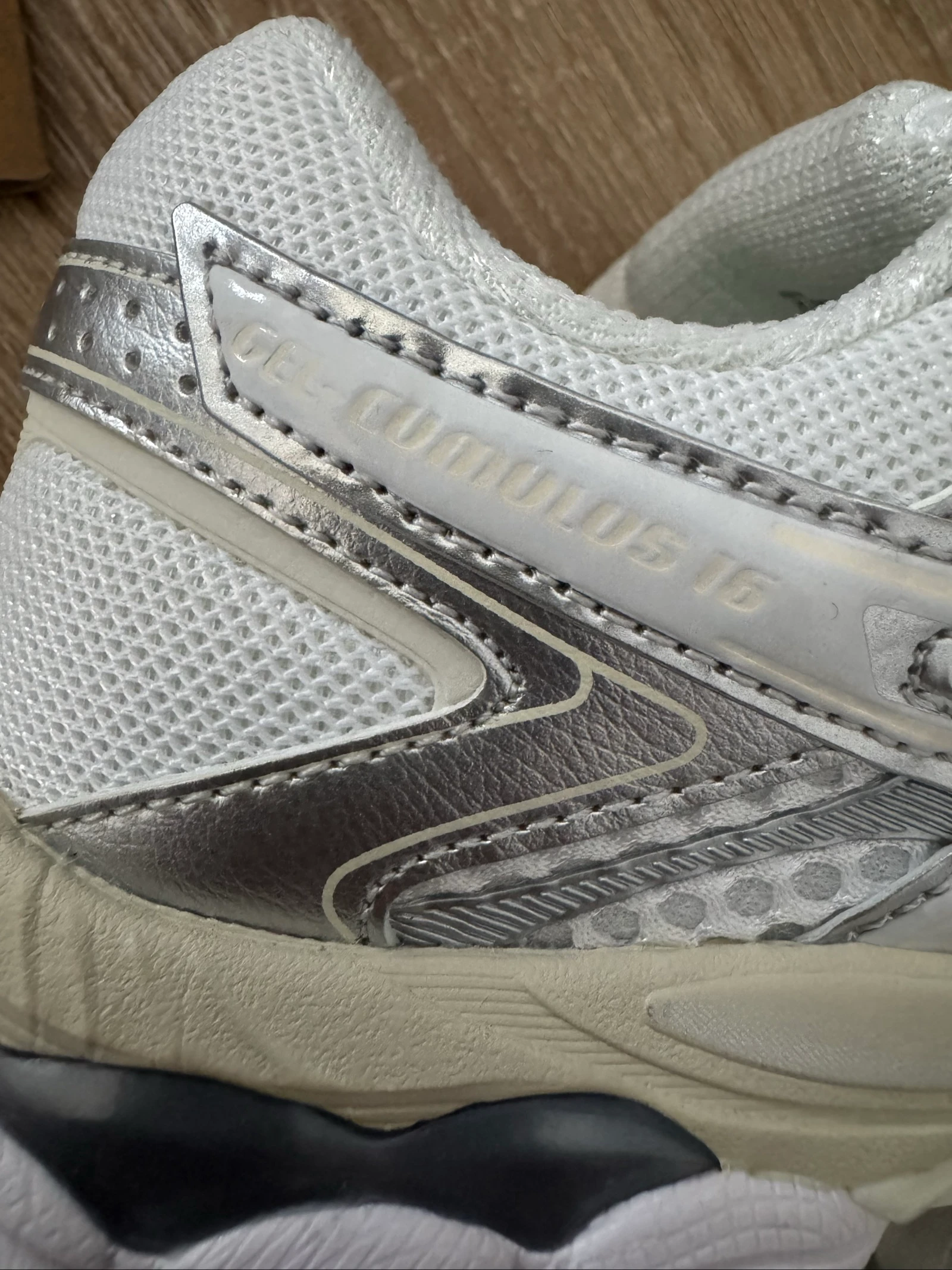 Asics Gel Cumulus - White/Gray/Beige - 39 – photo 8